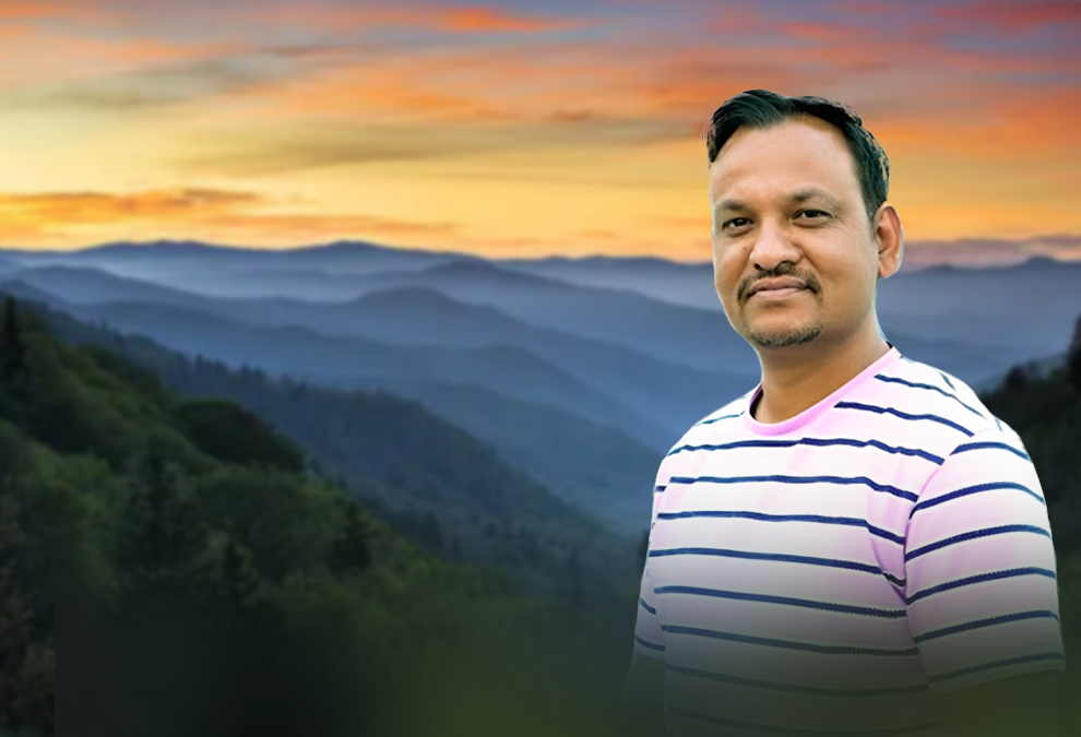 Keshar Panwar Uttarakhandi Singer