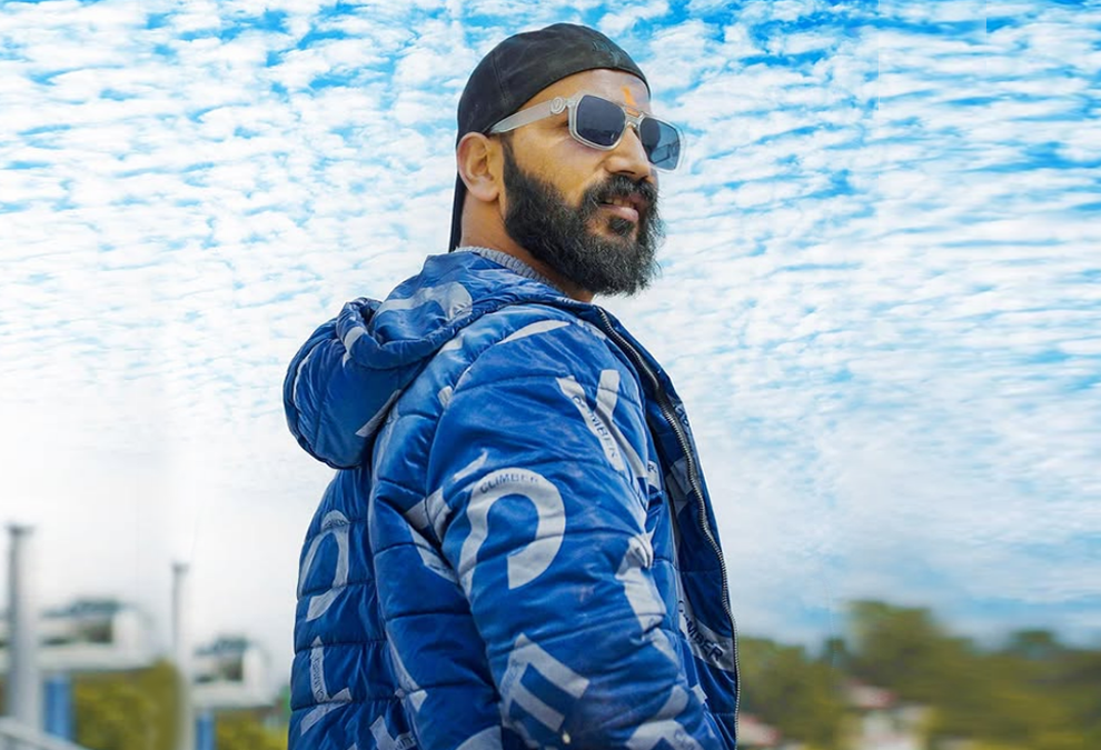 Raj Tiger Uttarakhandi singer
